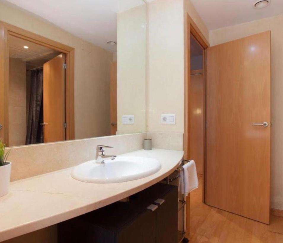 Apartament Sweet Bcn Rambla 48 Barcelona Zewnętrze zdjęcie
