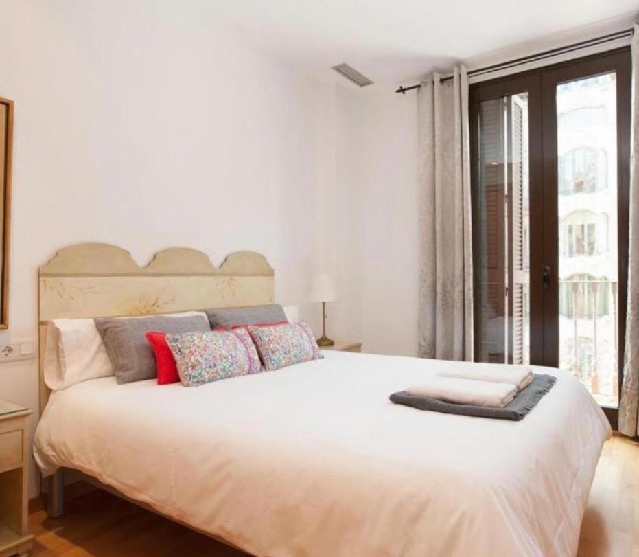 Apartament Sweet Bcn Rambla 48 Barcelona Zewnętrze zdjęcie